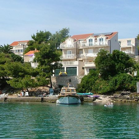 Apartments And Rooms By The Sea Lumbarda, Korcula - 13626 エクステリア 写真